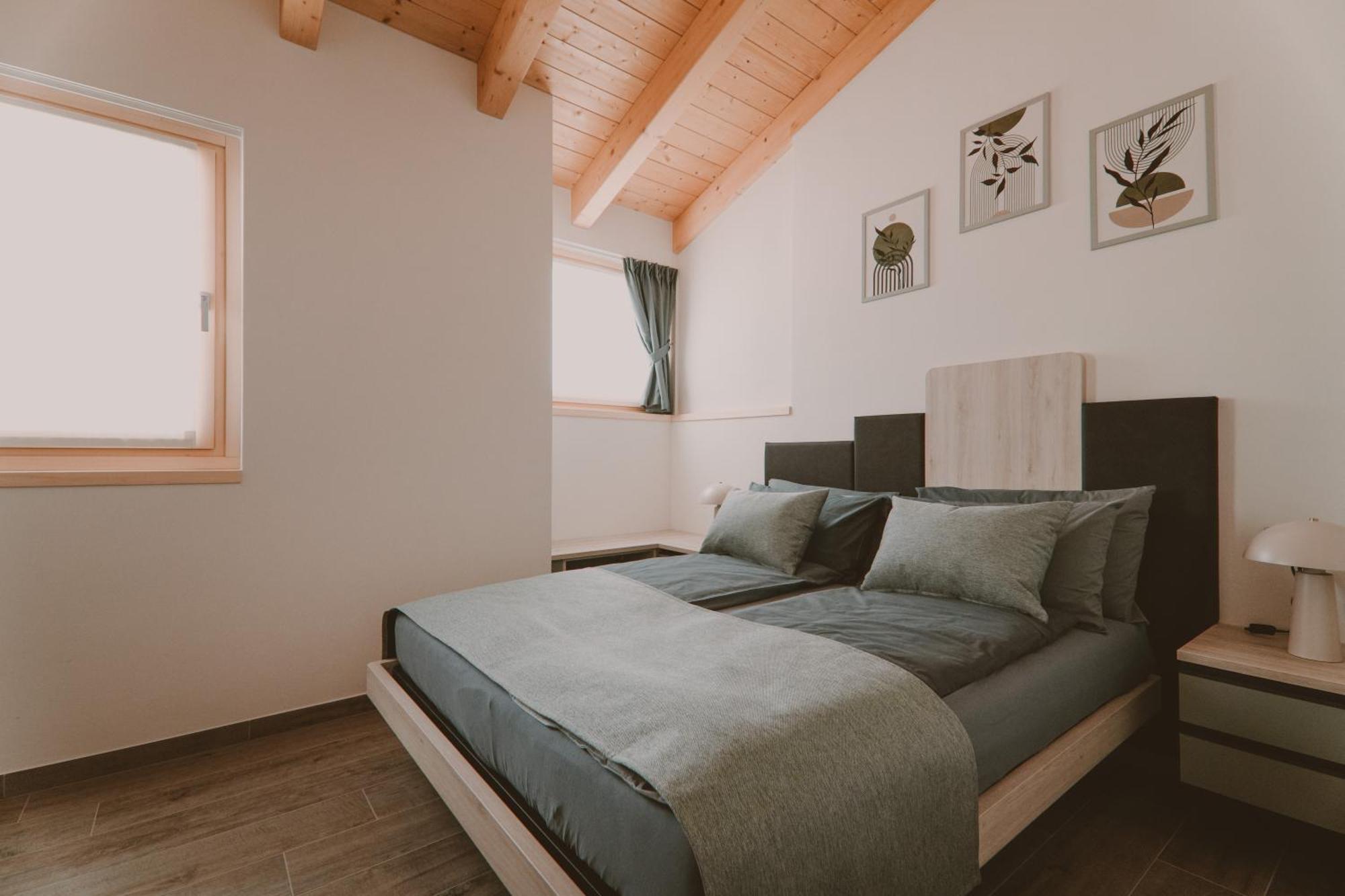 Residenza 39 - 900 M To Bernina Express Apartment ตีราโน ภายนอก รูปภาพ