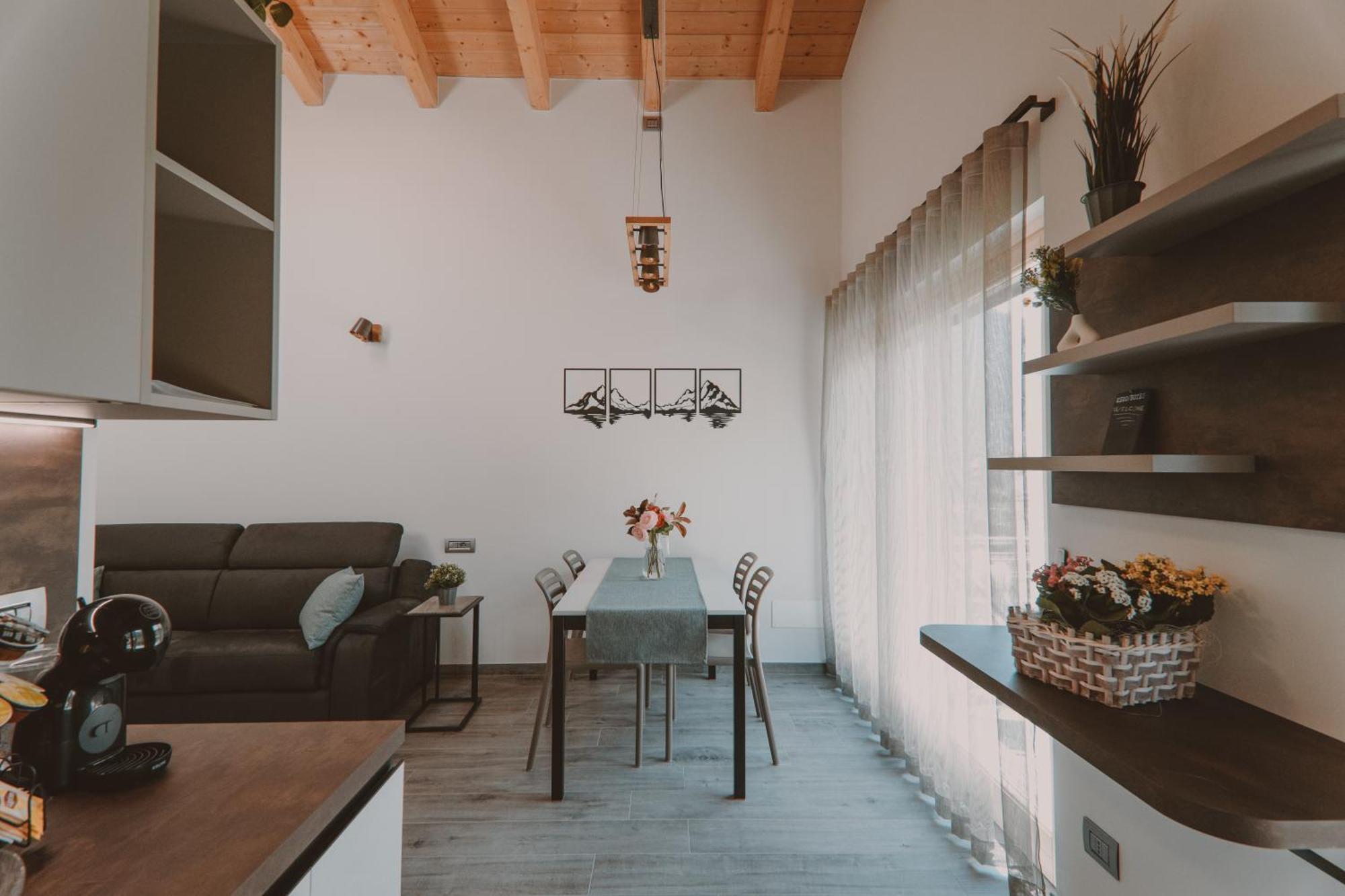 Residenza 39 - 900 M To Bernina Express Apartment ตีราโน ภายนอก รูปภาพ