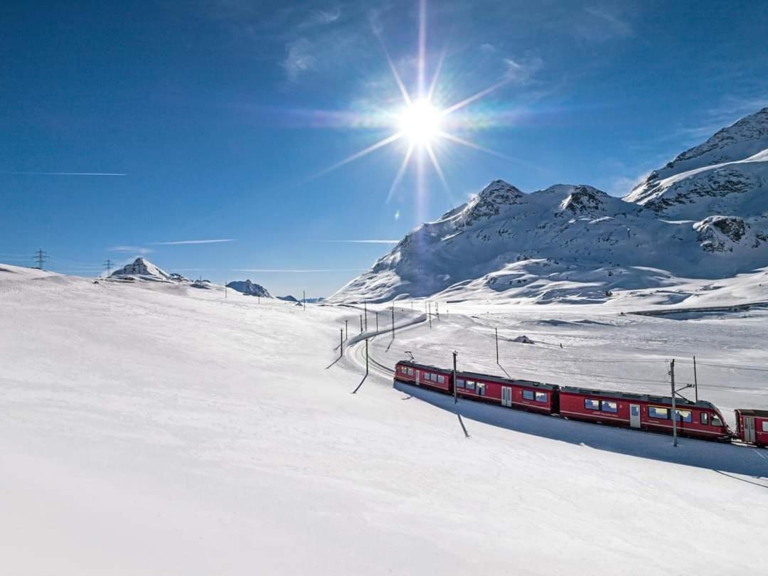 Residenza 39 - 900 M To Bernina Express Apartment ตีราโน ห้อง รูปภาพ