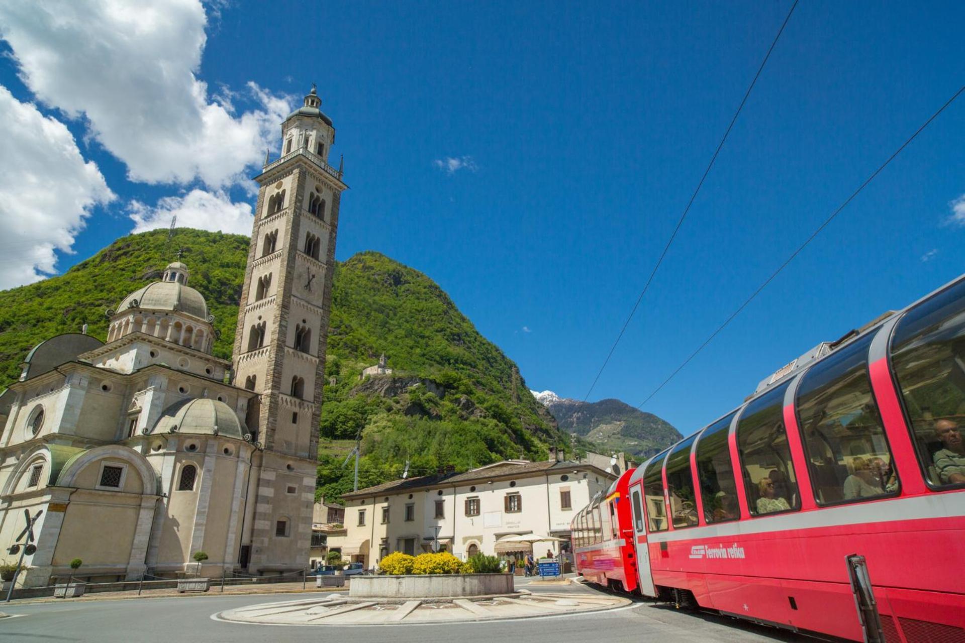 Residenza 39 - 900 M To Bernina Express Apartment ตีราโน ภายนอก รูปภาพ